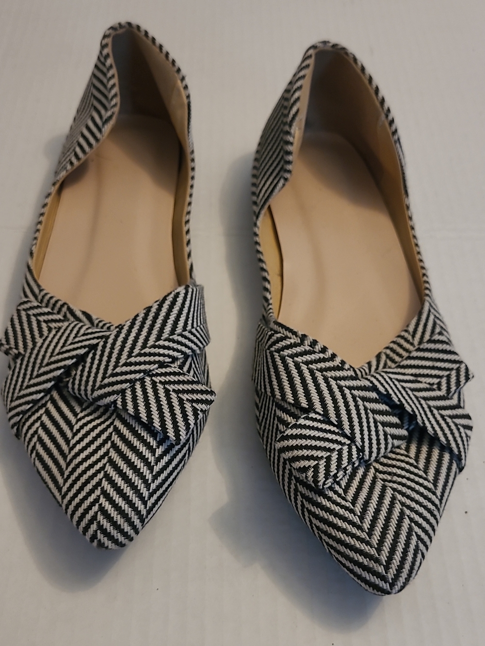 Pointed Toe Knot Flats in Black & White Herringbone